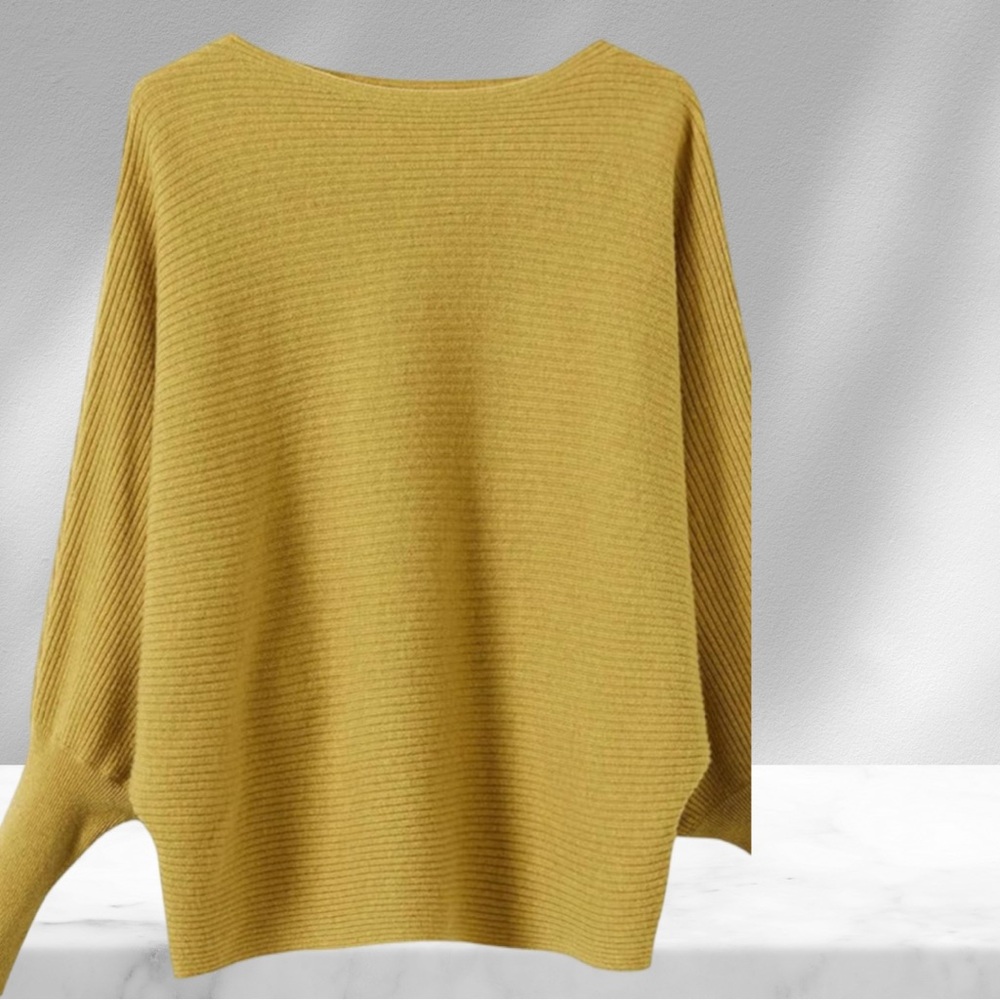 Chartreuse Butterfly Style Sweater NWOT 1-2XL